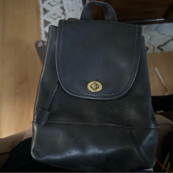 Vintage Coach Black Leather Backpack with Gold Accents-90s Y2K Vibe - Picture 1 of 8